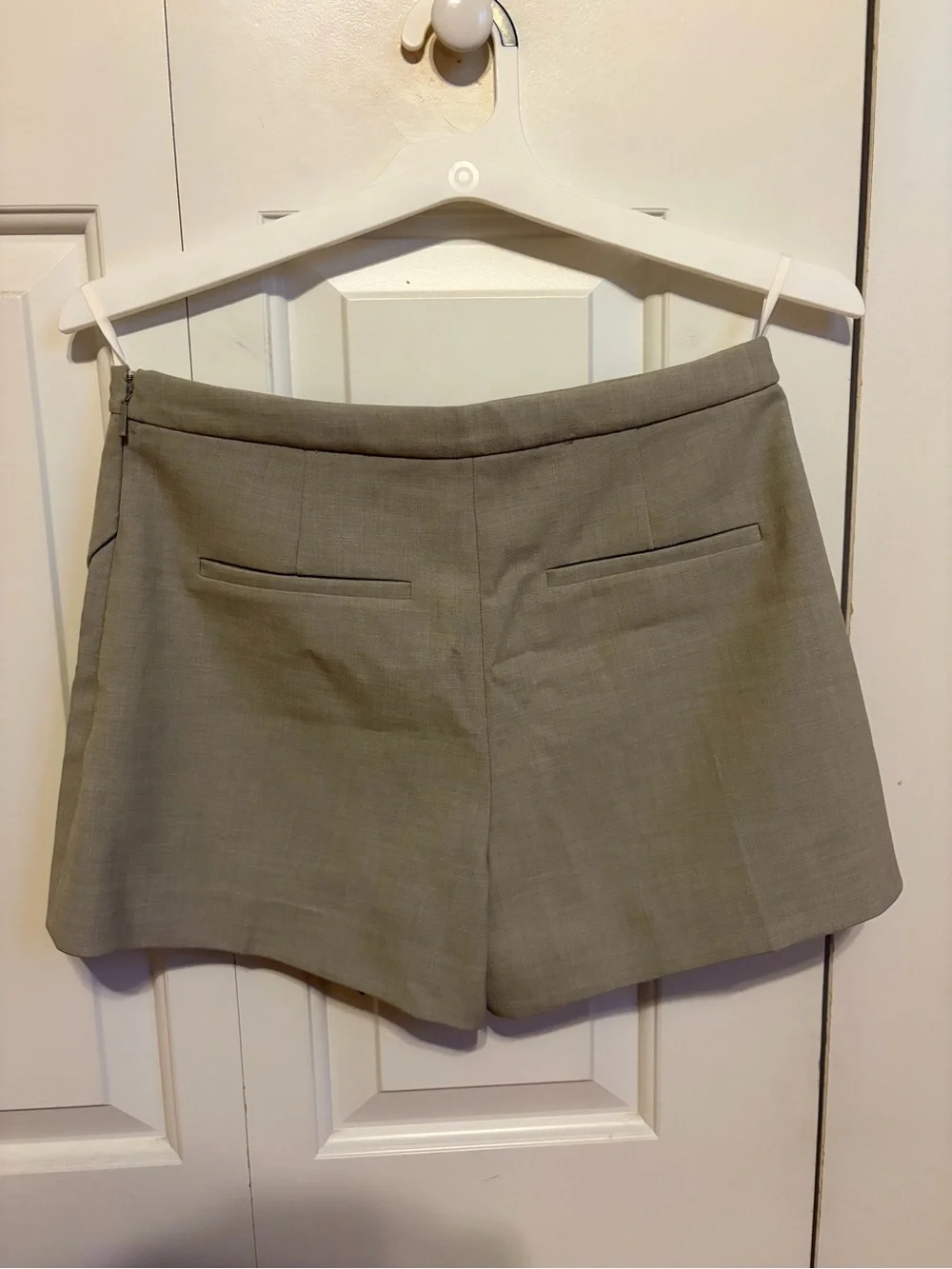 Babaton Heather Ashen Gray Skirt with White Waistband